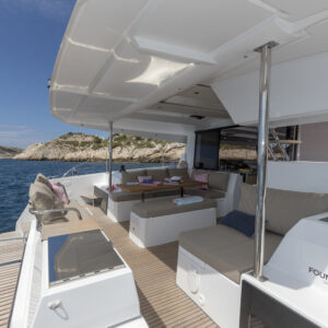 12/06/2018, marseille (fra,13), chantier fountaine pajot, astrea 42