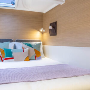 catamaran lagoon 38 slider 16