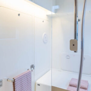 catamaran lagoon 38 slider 18